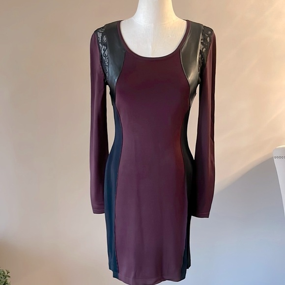 Victoria Secret midweight bodycon mini dress / faux leather / lace accents Med - Picture 1 of 13